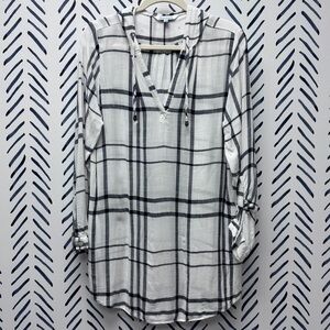Blue Island Navy and White Checkered Coverup - M